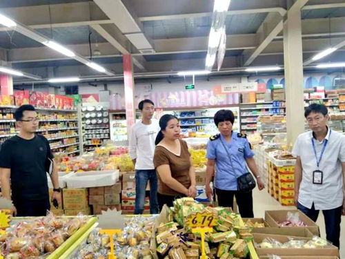 又到中秋佳節(jié)時,舌尖安全更需注意 咱白鶴今天開展了食品流通專項檢查,保障大家舌尖上的安全